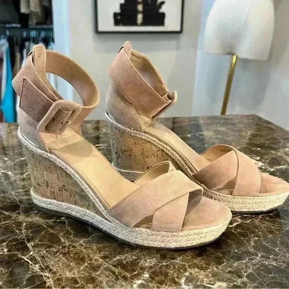 Franco Sarto Shoes: Franco Sarto Quintana Suede Espadrilles Peach Size 7.5M